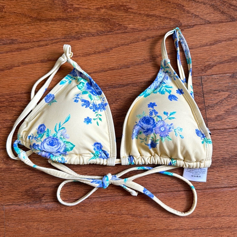 Size small bikini top
